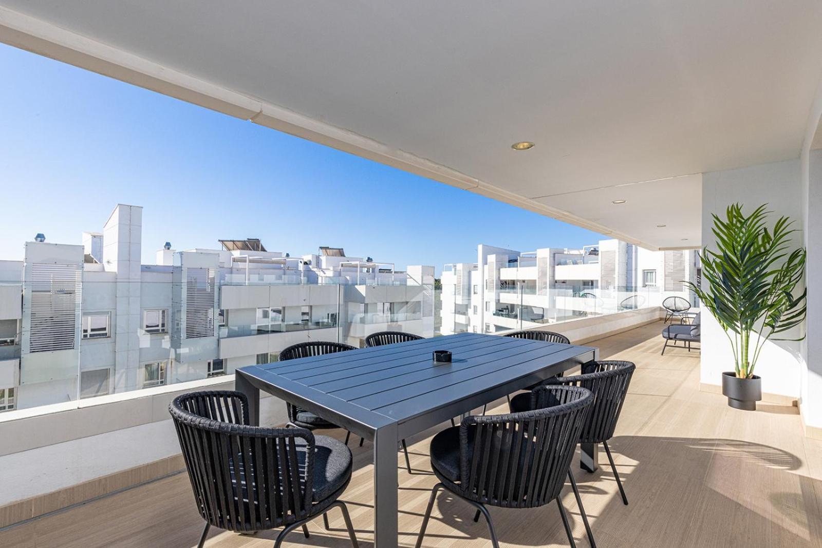 Aqua Apartments Vento, Marbella Exterior photo